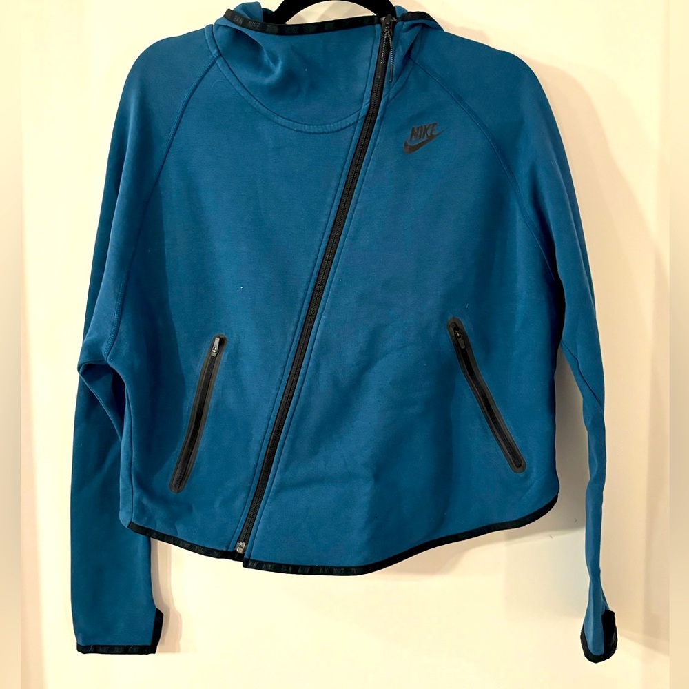 NIKE Tech Fleece Crop Jacket